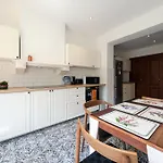 Your Homestay In A Bibliophile Mansion